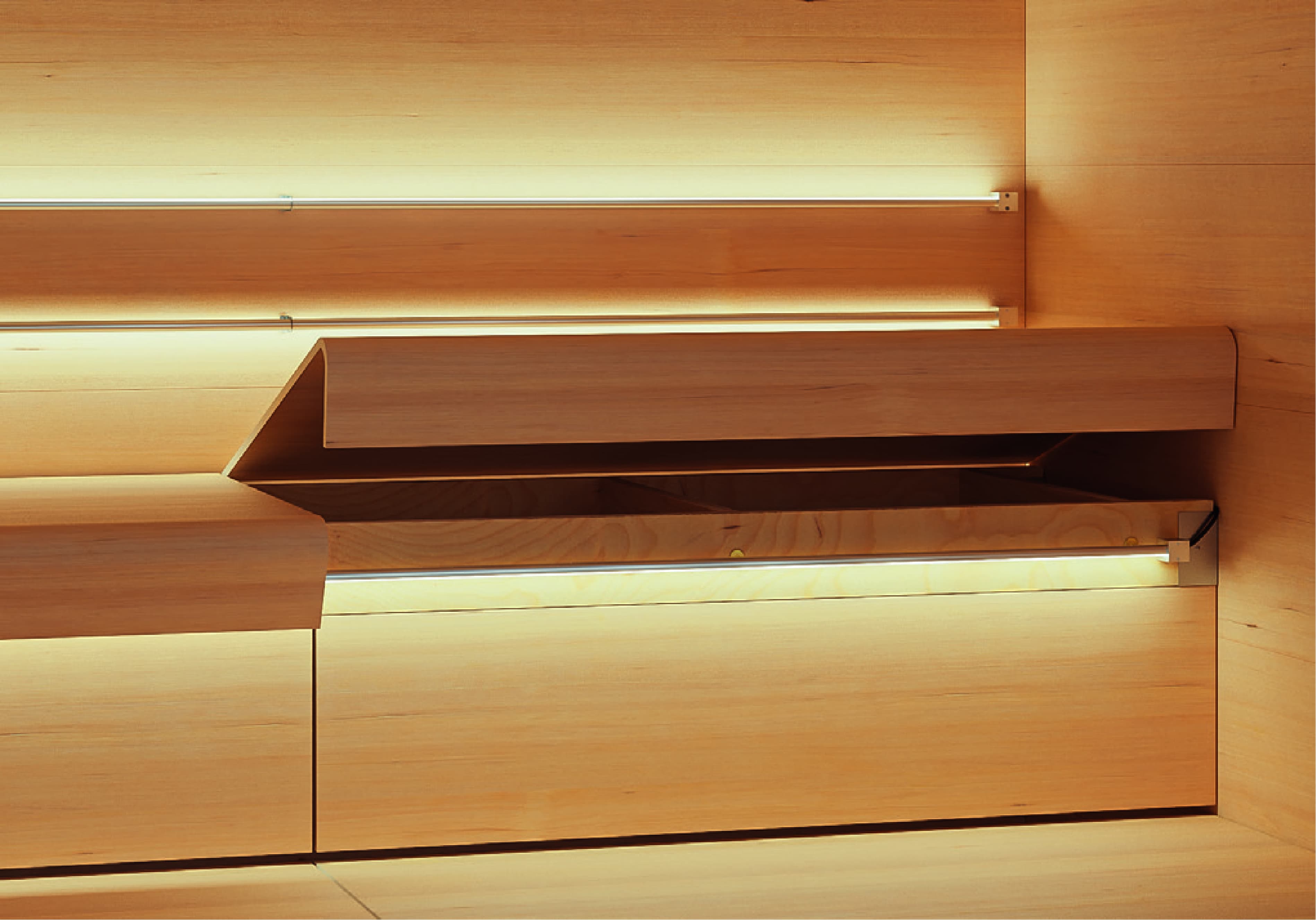 Symmetry Taive Lifestyle Image